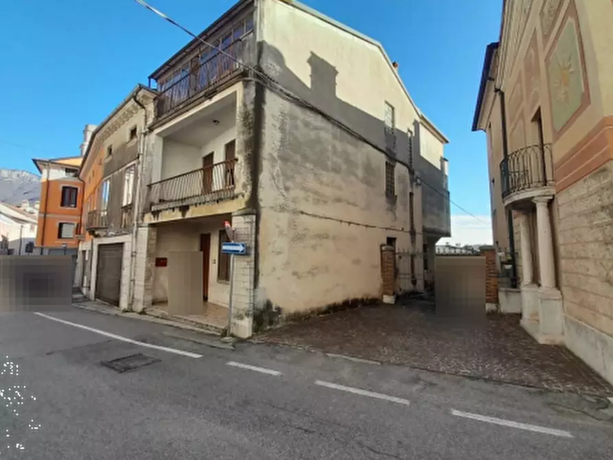 Immagine 2 di Porzione di casa in vendita  in Via Libertà a Piovene Rocchette