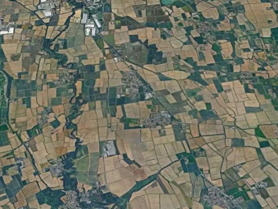 Immagine 8 di Garage in vendita  in Via Don Milani a Torrevecchia Pia