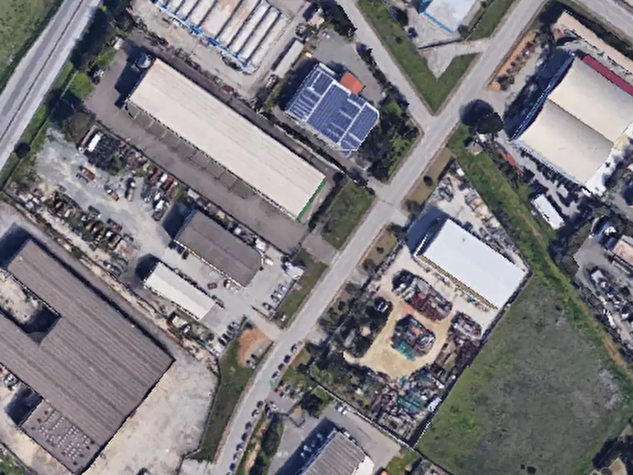 Immagine 23 di Capannone industriale in vendita  in VIA CETTOLINI a Elmas
