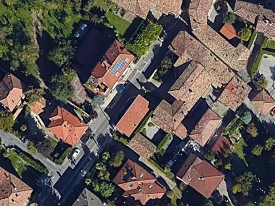 Immagine 6 di Appartamento in vendita  in Via Risorgimento a Longone Al Segrino