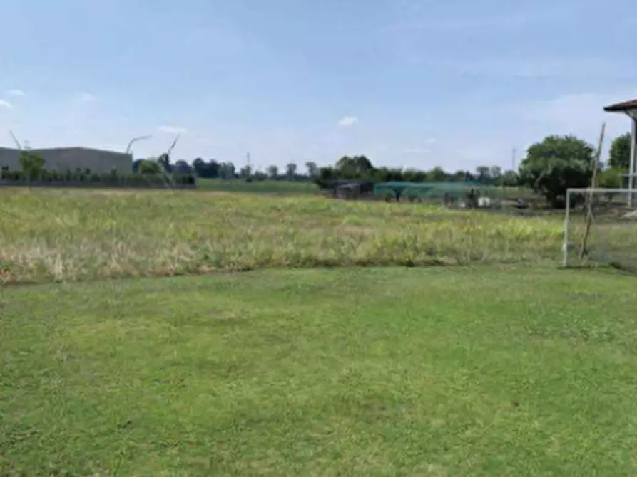 Immagine 1 di Terreno agricolo in vendita  in Via Dei Borromeo a Cittadella