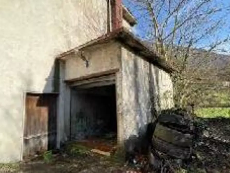 Immagine 7 di Negozio in vendita  in Via Garibaldi  a Monasterolo Del Castello