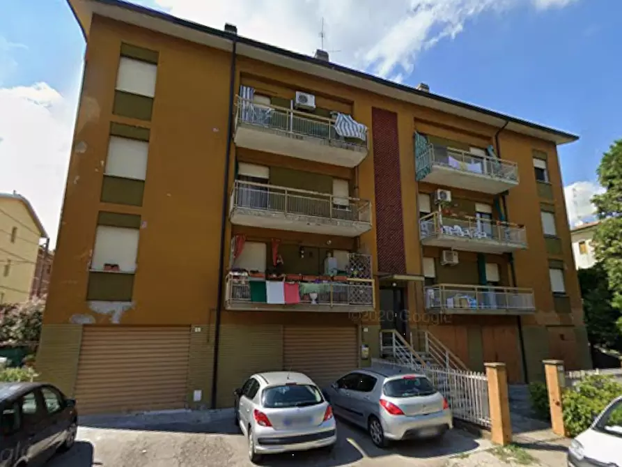 Immagine 4 di Appartamento in vendita  in Via Marmolada a Carpi