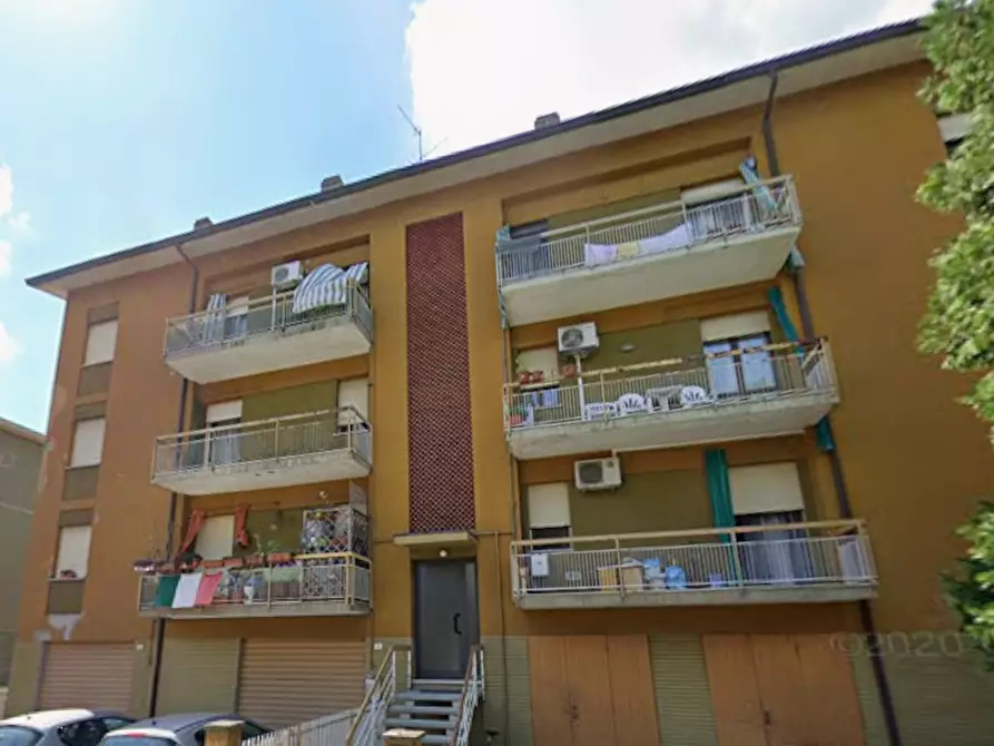 Immagine 7 di Appartamento in vendita  in Via Marmolada a Carpi