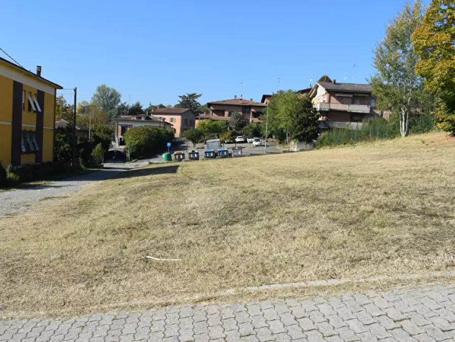 Immagine 3 di Terreno edificabile in vendita  in Via Bacuccola a Castelvetro Di Modena