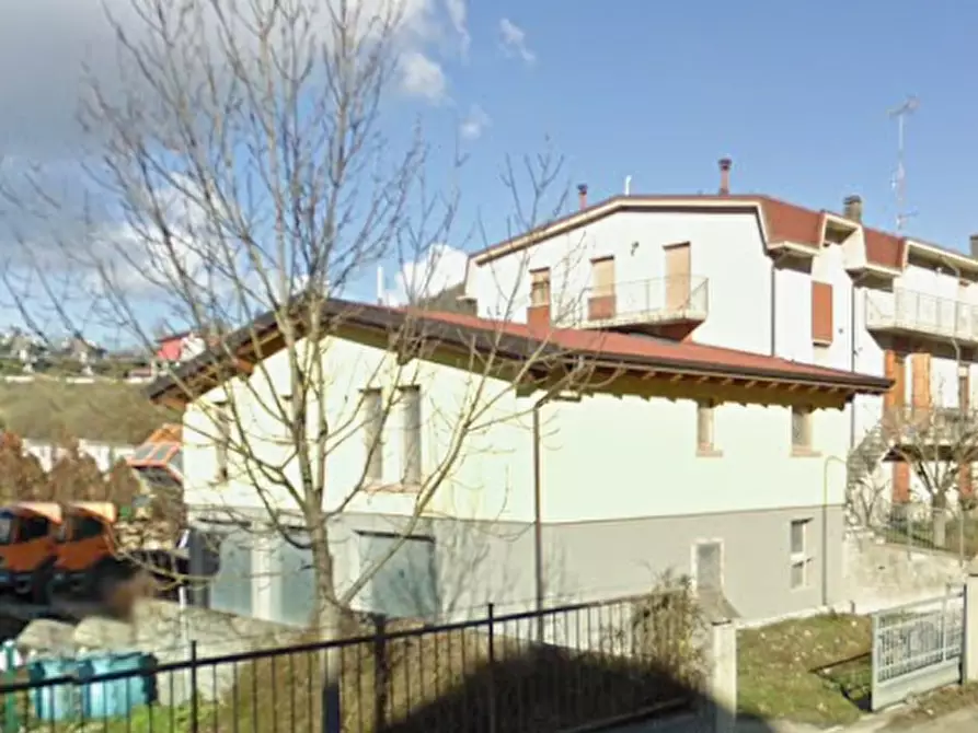 Immagine 5 di Ufficio in vendita  in Via Filippo Turati a Pavullo Nel Frignano