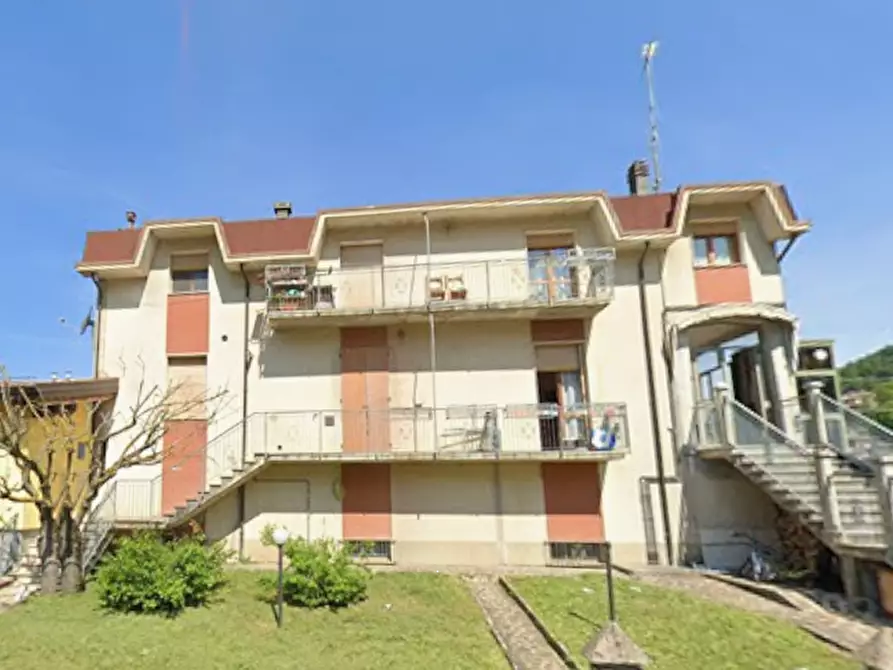 Immagine 10 di Appartamento in vendita  in Via Filippo Turati a Pavullo Nel Frignano
