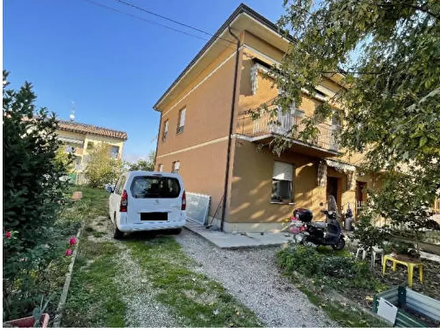 Immagine 3 di Porzione di casa in vendita  in Via San Rocco Trignano a San Martino In Rio