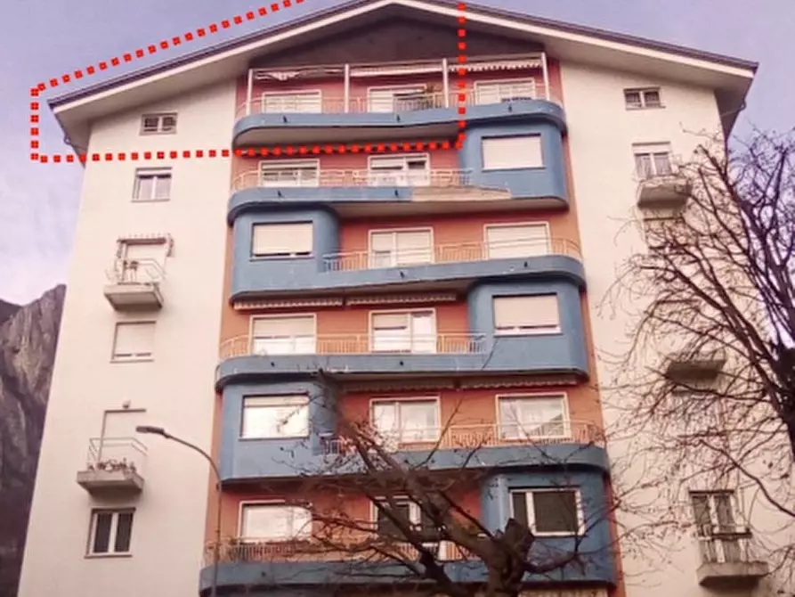 Immagine 1 di Appartamento in vendita  in Via Vincanino a Lecco