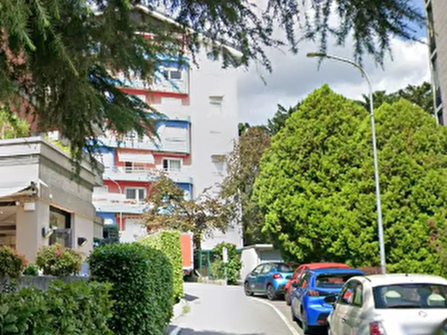 Immagine 11 di Appartamento in vendita  in Via Vincanino a Lecco