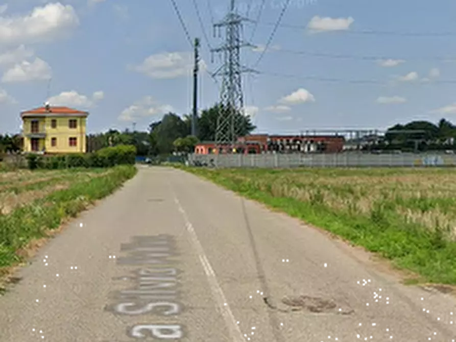 Immagine 8 di Terreno agricolo in vendita  in Via Verghera incrocio a Gallarate