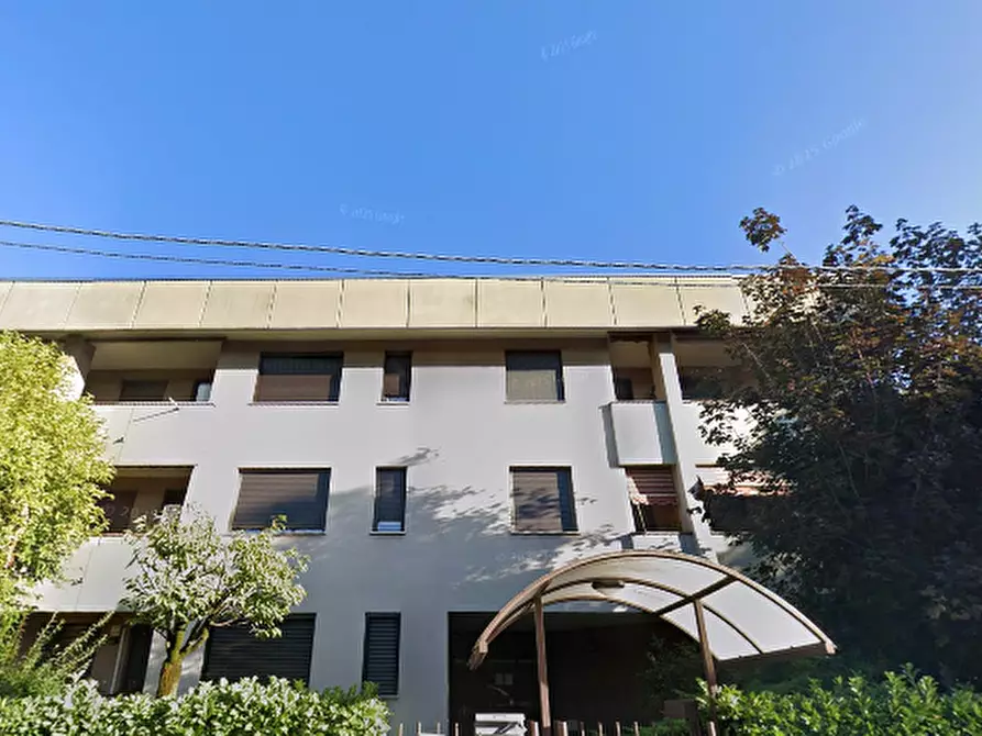 Immagine 8 di Appartamento in vendita  in Viale Lombardia  a Legnano