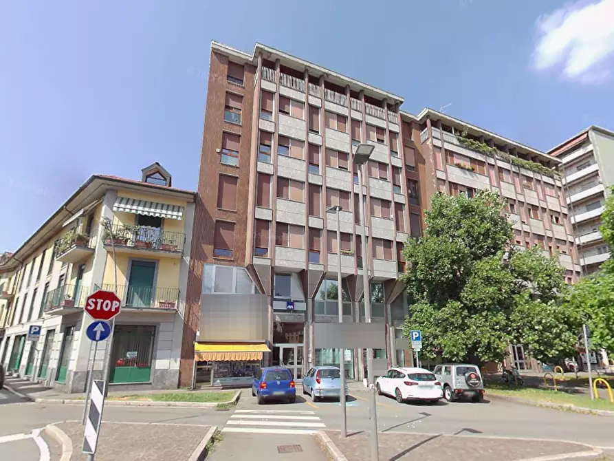 Immagine 8 di Appartamento in vendita  in Piazza Risorgimento a Gallarate