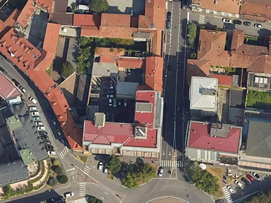 Immagine 23 di Appartamento in vendita  in Piazza Risorgimento a Gallarate