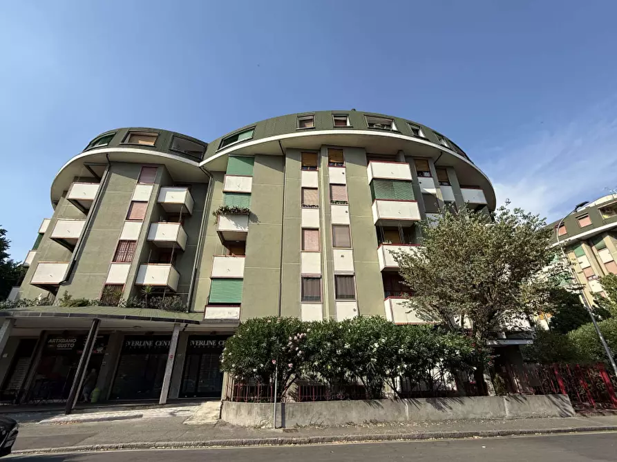 Immagine 2 di Appartamento in vendita  in Via Monte Cervino a Melzo