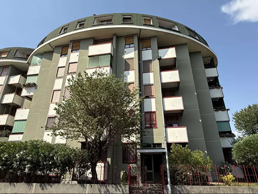 Immagine 3 di Appartamento in vendita  in Via Monte Cervino a Melzo