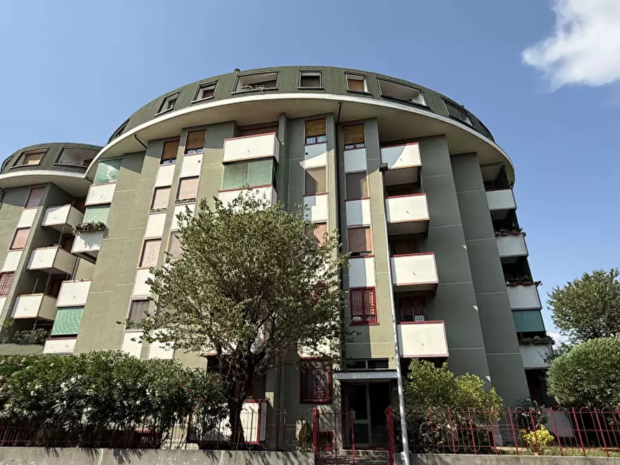 Immagine 1 di Appartamento in vendita  in Via Monte Cervino a Melzo