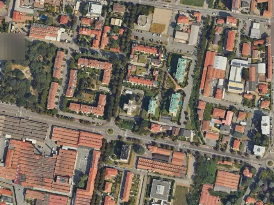 Immagine 5 di Garage in vendita  in Corso Leonardo da Vinci  a Gallarate