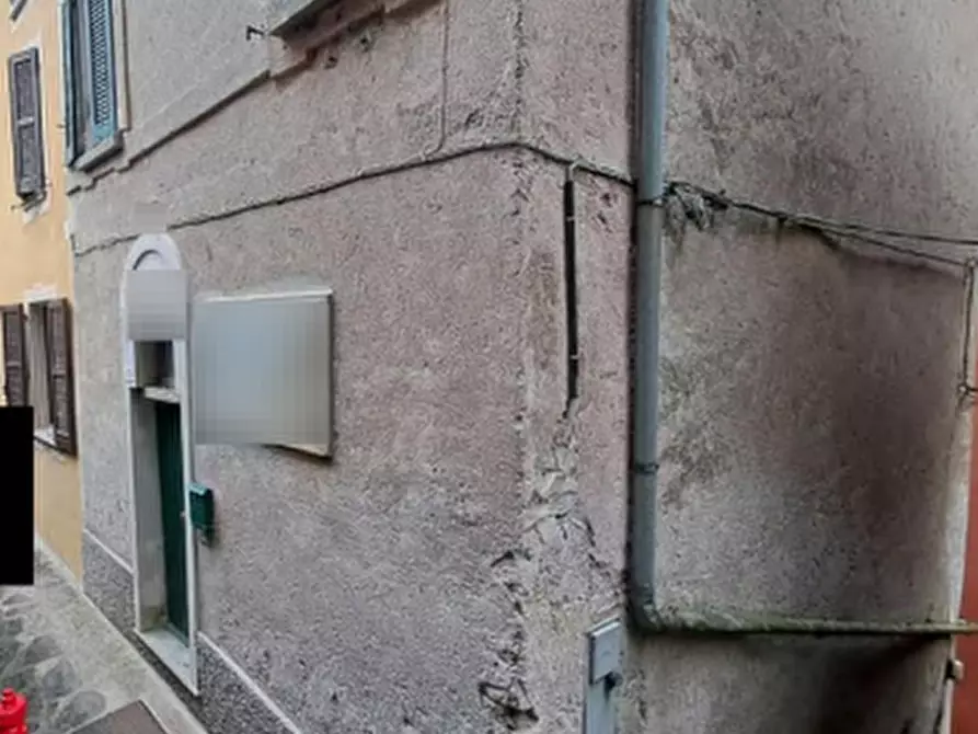 Immagine 10 di Porzione di casa in vendita  in Via Trebisonda  a Valsolda