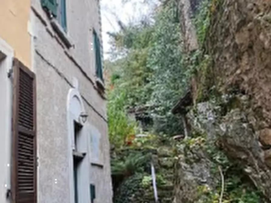 Immagine 5 di Porzione di casa in vendita  in Via Trebisonda  a Valsolda