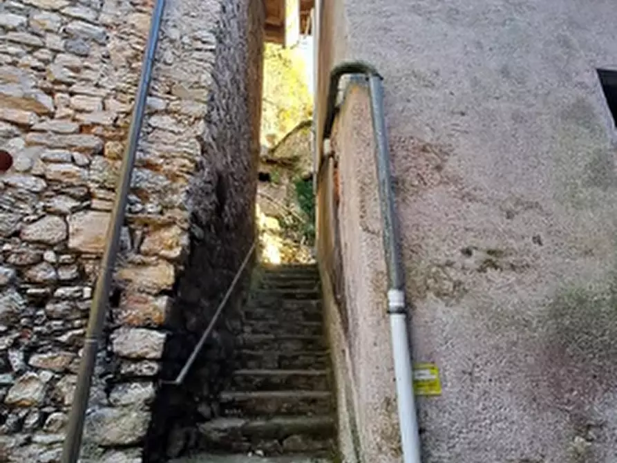 Immagine 13 di Porzione di casa in vendita  in Via Trebisonda  a Valsolda