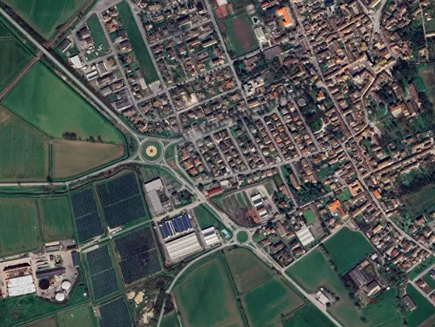 Immagine 4 di Garage in vendita  in Via Vaccari a Maleo