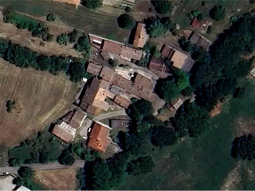 Immagine 18 di Porzione di casa in vendita  in Via Pezzano  a San Polo D'enza