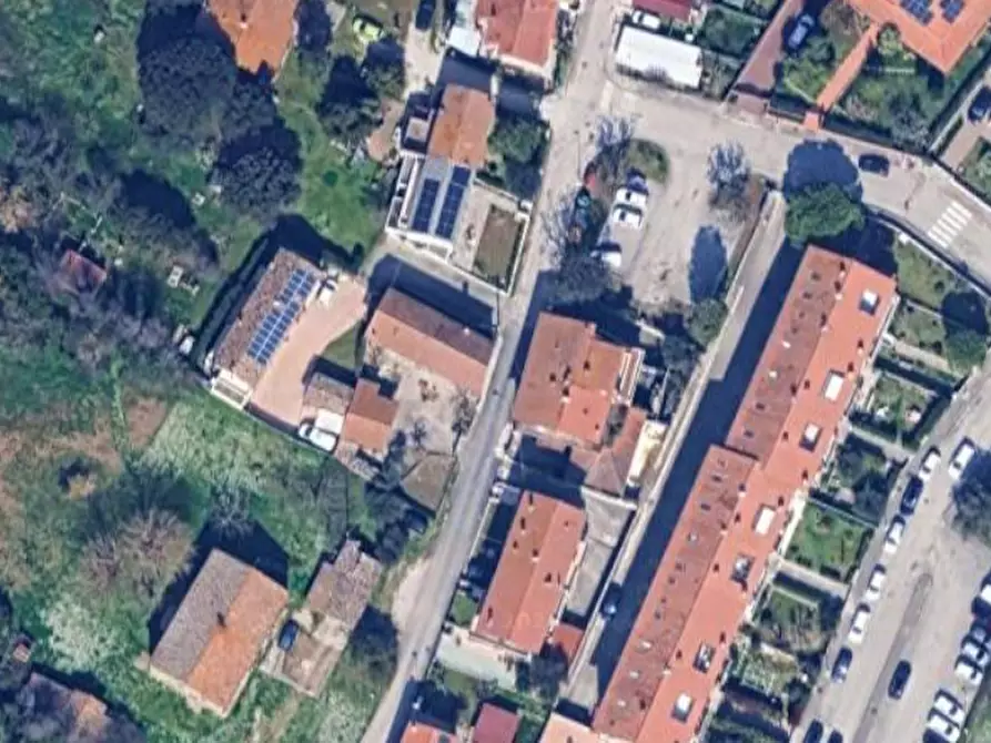 Immagine 3 di Garage in vendita  in Via IX Strada a Fano