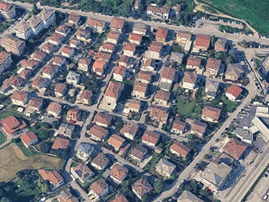 Immagine 14 di Appartamento in vendita  in Via Gramsci  a Conegliano
