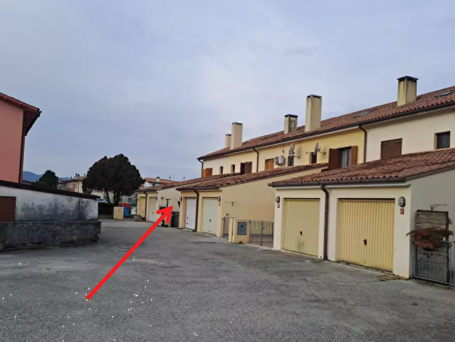 Immagine 2 di Appartamento in vendita  in Via delle Corne a Valdobbiadene