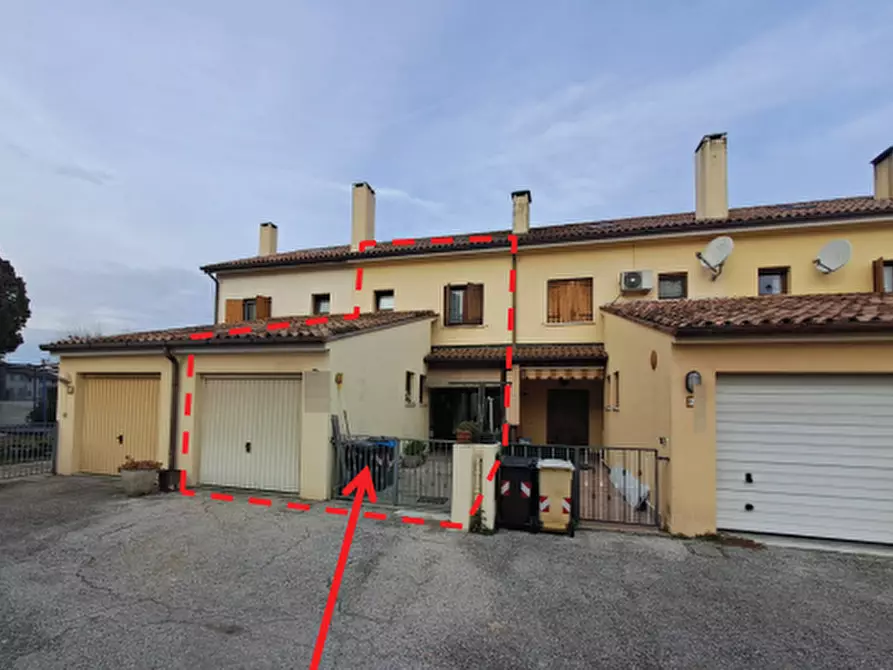 Immagine 4 di Appartamento in vendita  in Via delle Corne a Valdobbiadene