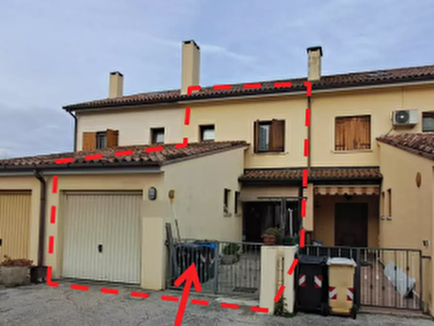 Immagine 5 di Appartamento in vendita  in Via delle Corne a Valdobbiadene