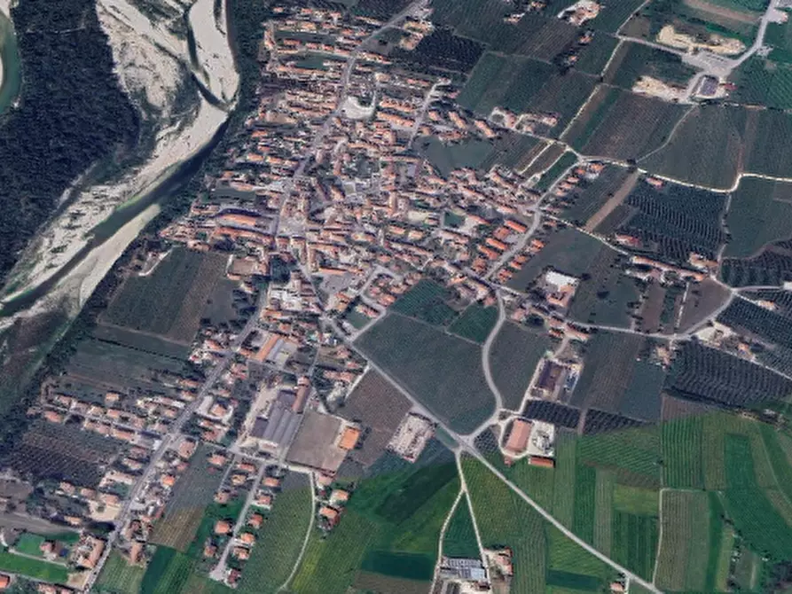Immagine 28 di Appartamento in vendita  in Via delle Corne a Valdobbiadene