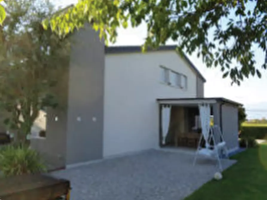 Immagine 3 di Villetta a schiera in vendita  in Via Alcide De Gasperi a Riese Pio x