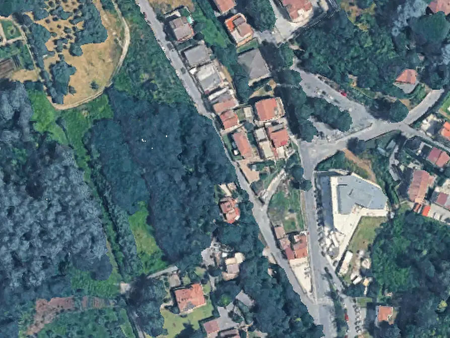 Immagine 1 di Garage in vendita  in Viale Ungheria a Zagarolo