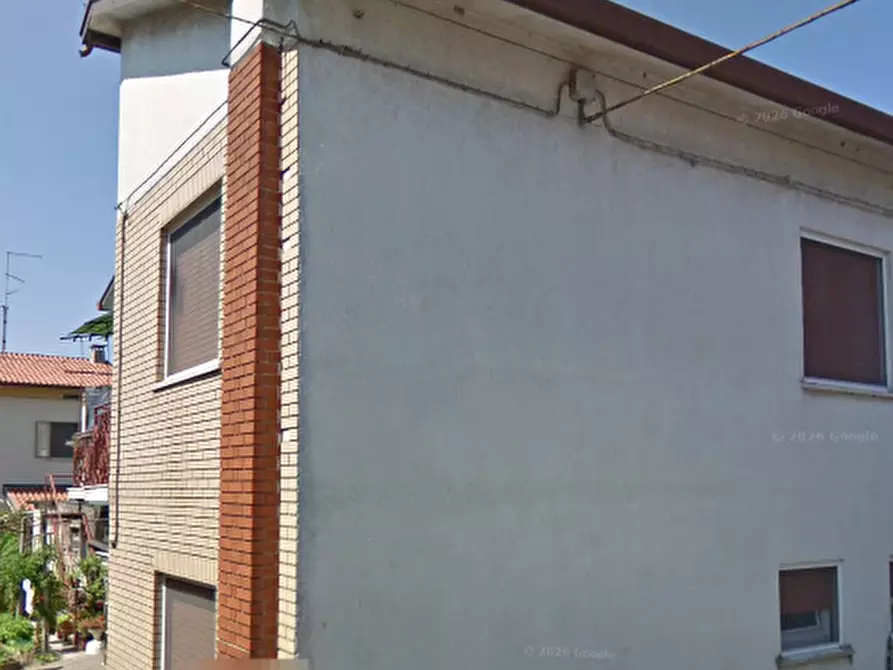 Immagine 2 di Casa indipendente in vendita  in Via Manzoni a Marano Lagunare