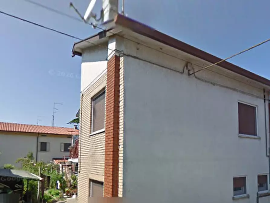 Immagine 8 di Casa indipendente in vendita  in Via Manzoni a Marano Lagunare