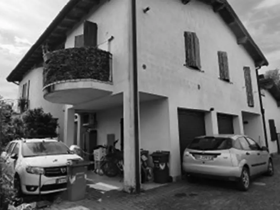 Immagine 1 di Appartamento in vendita  in via don Augusto Zini a San Felice Sul Panaro