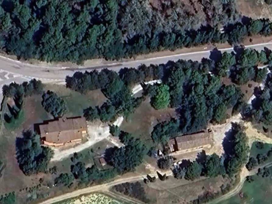 Immagine 11 di Porzione di villa in vendita  in Via Mombaroccio a Cartoceto