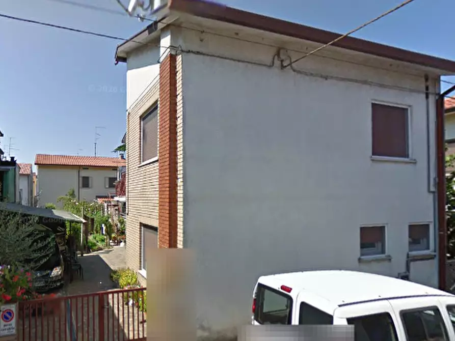 Immagine 17 di Casa indipendente in vendita  in Via Manzoni a Marano Lagunare