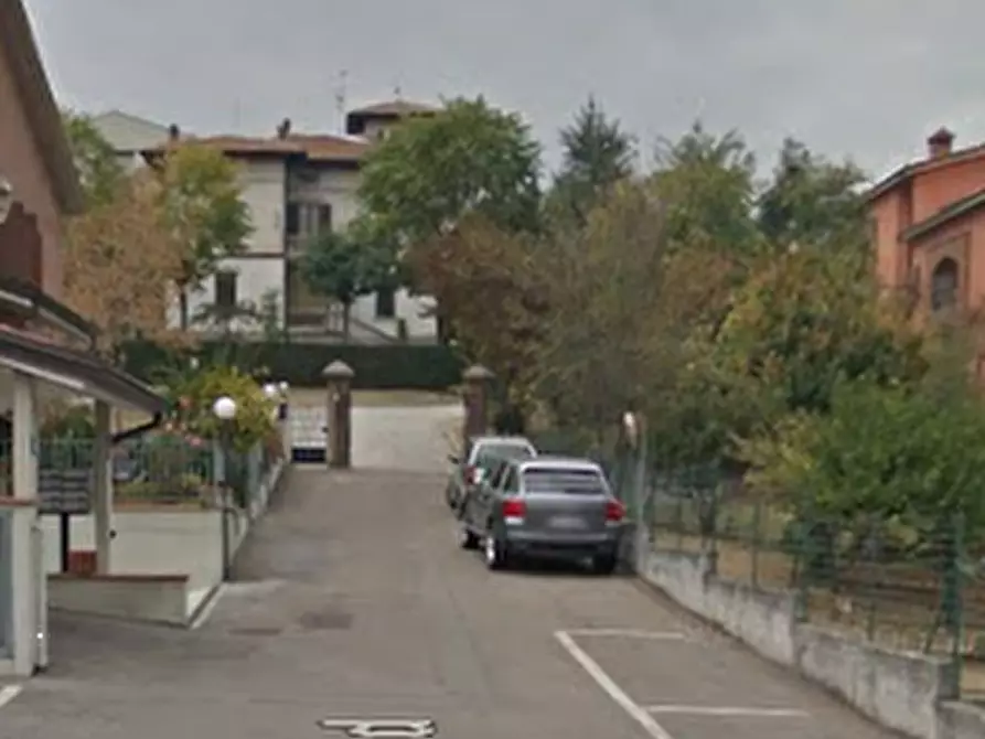 Immagine 10 di Villa in vendita  in Via Radici Sud a Castellarano