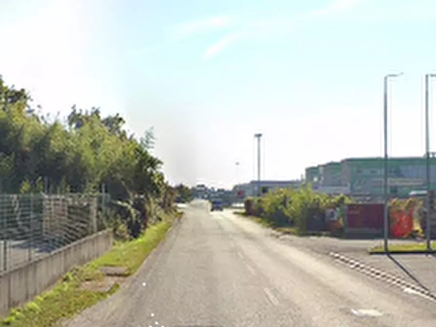 Immagine 9 di Capannone industriale in vendita  in Via Stiria a Udine