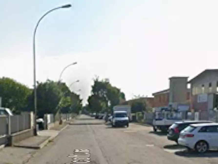 Immagine 9 di Villa in vendita  in Via Civilta' del Lavoro a Verolanuova