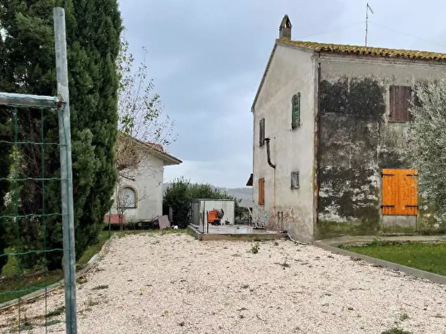 Immagine 3 di Rustico / casale in vendita  in Via Palazzo a Terre Roveresche
