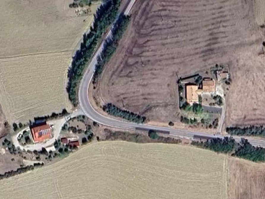 Immagine 9 di Rustico / casale in vendita  in Via Palazzo a Terre Roveresche