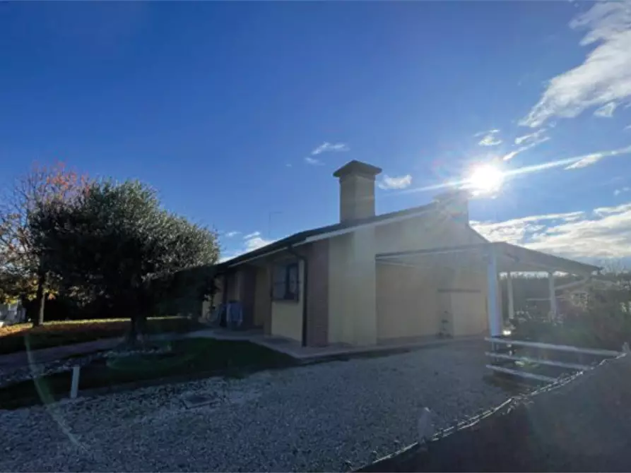 Immagine 4 di Villa in vendita  in Via Pistor a Roncade