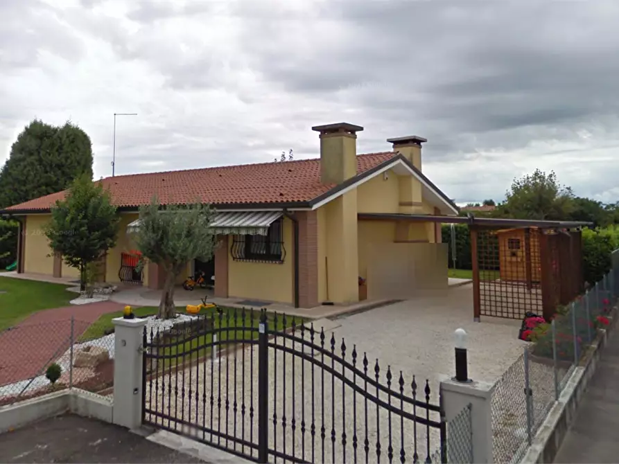 Immagine 11 di Villa in vendita  in Via Pistor a Roncade