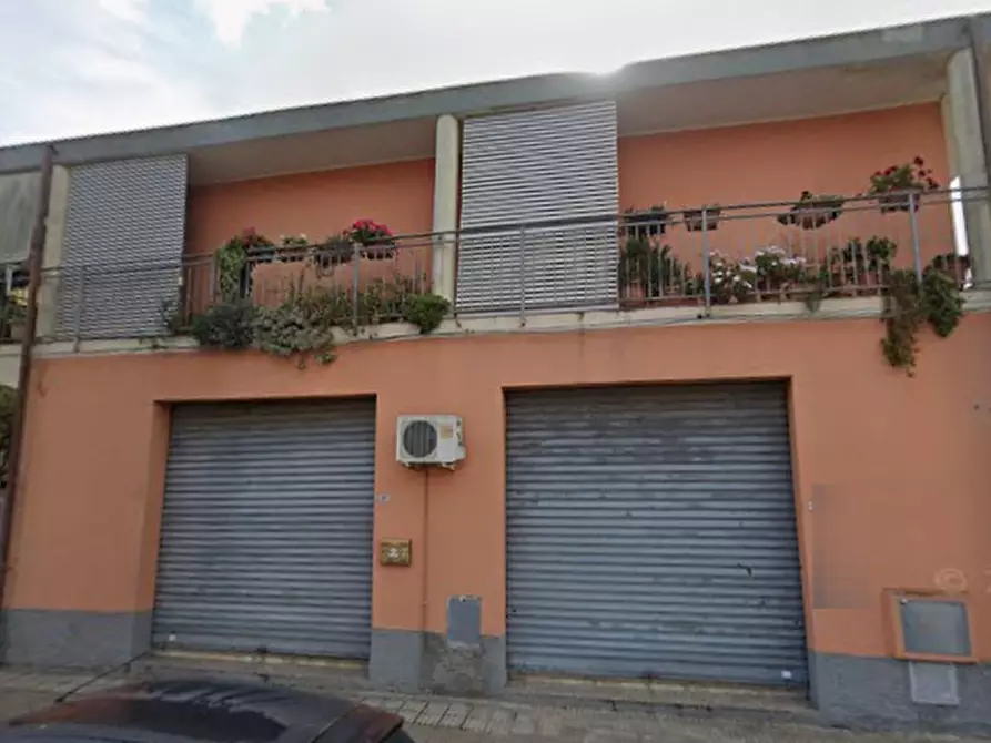 Immagine 5 di Magazzino in vendita  in Via Ignazio Coghe a Assemini