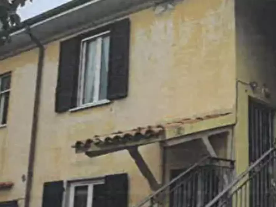 Immagine 1 di Appartamento in vendita  in Via Vittorio Veneto  a Vallefoglia