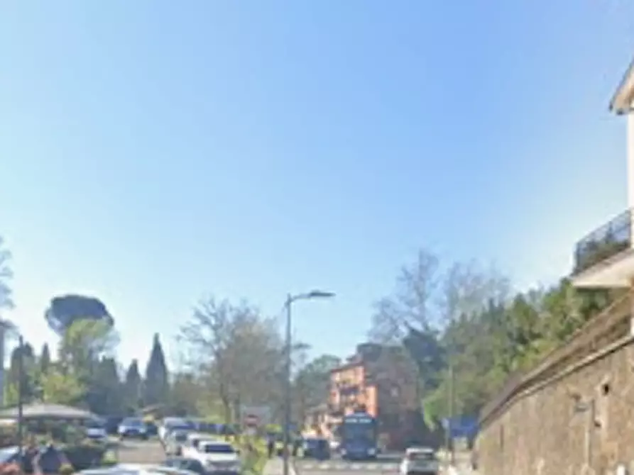 Immagine 7 di Negozio in vendita  in viale Ungheria a Zagarolo
